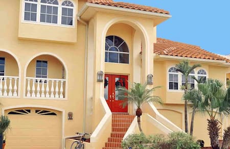 Common Mistakes Homeowners Make When Trying To Pressure Wash Their Own Home